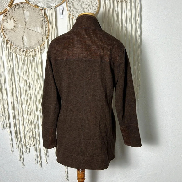 Title Nine Women’s Brown Wool Side Zip Knit Jacket Size Large - Picture 3 of 15